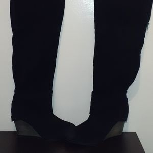 Black mid length boots